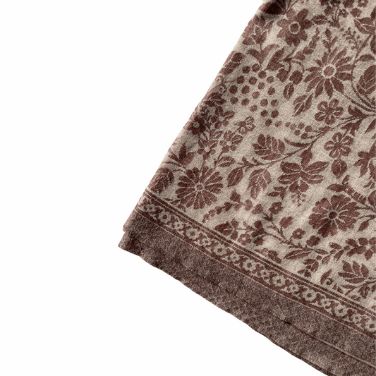 {Elevate your style} - opulent {cashmere scarves} from {garvari} - Shop now at {Garvari}