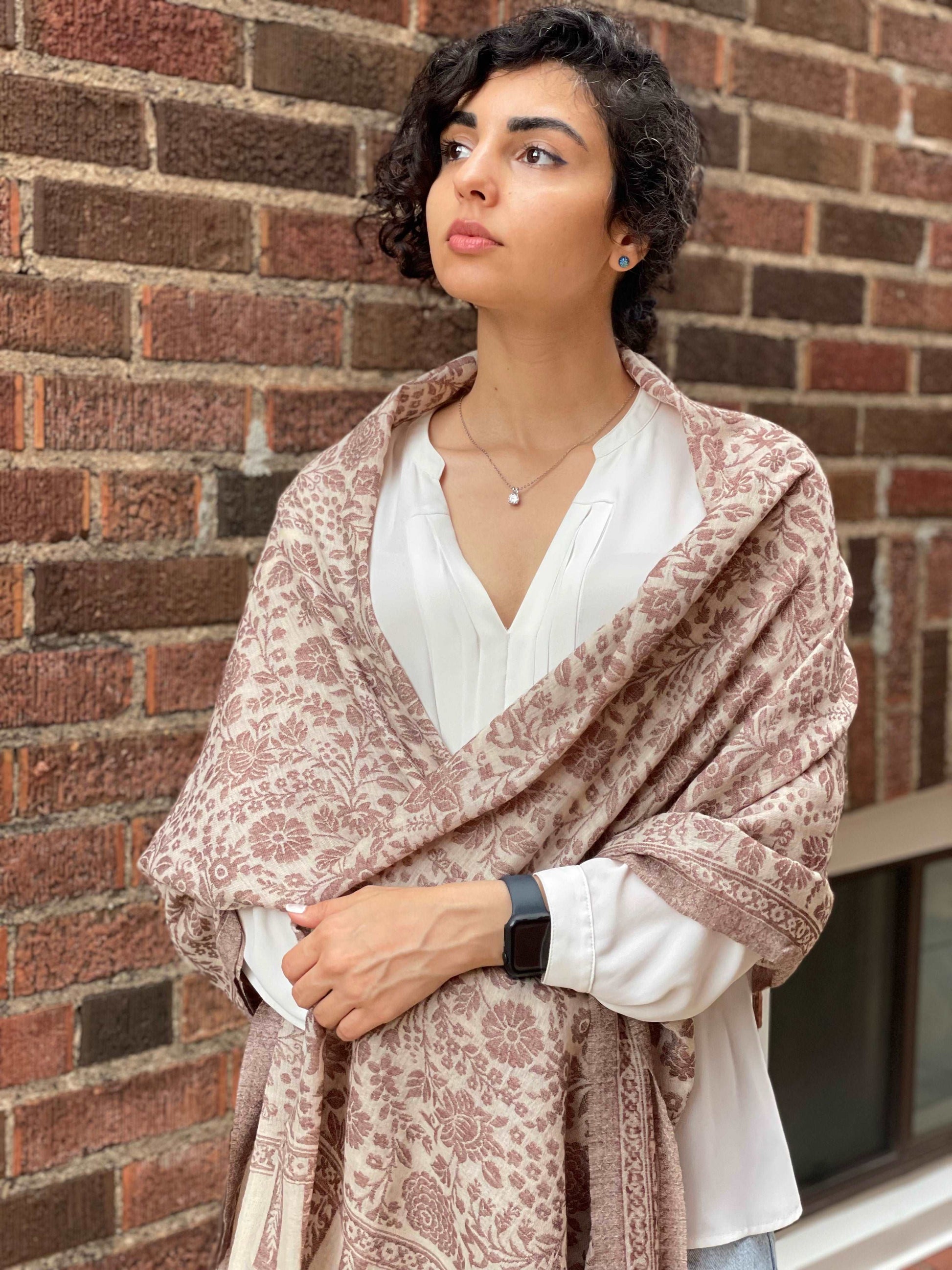 {Elevate your style} - opulent {cashmere scarves} from {garvari} - Shop now at {Garvari}