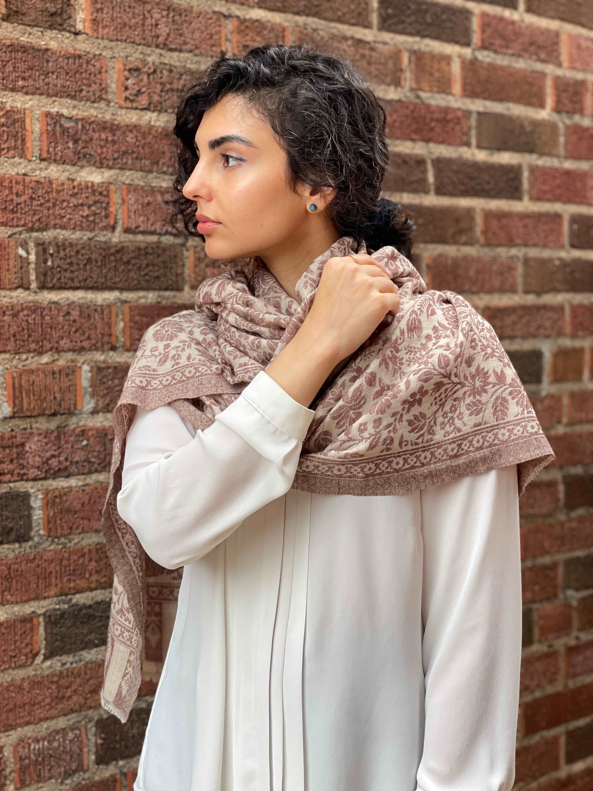 {Elevate your style} - opulent {cashmere scarves} from {garvari} - Shop now at {Garvari}