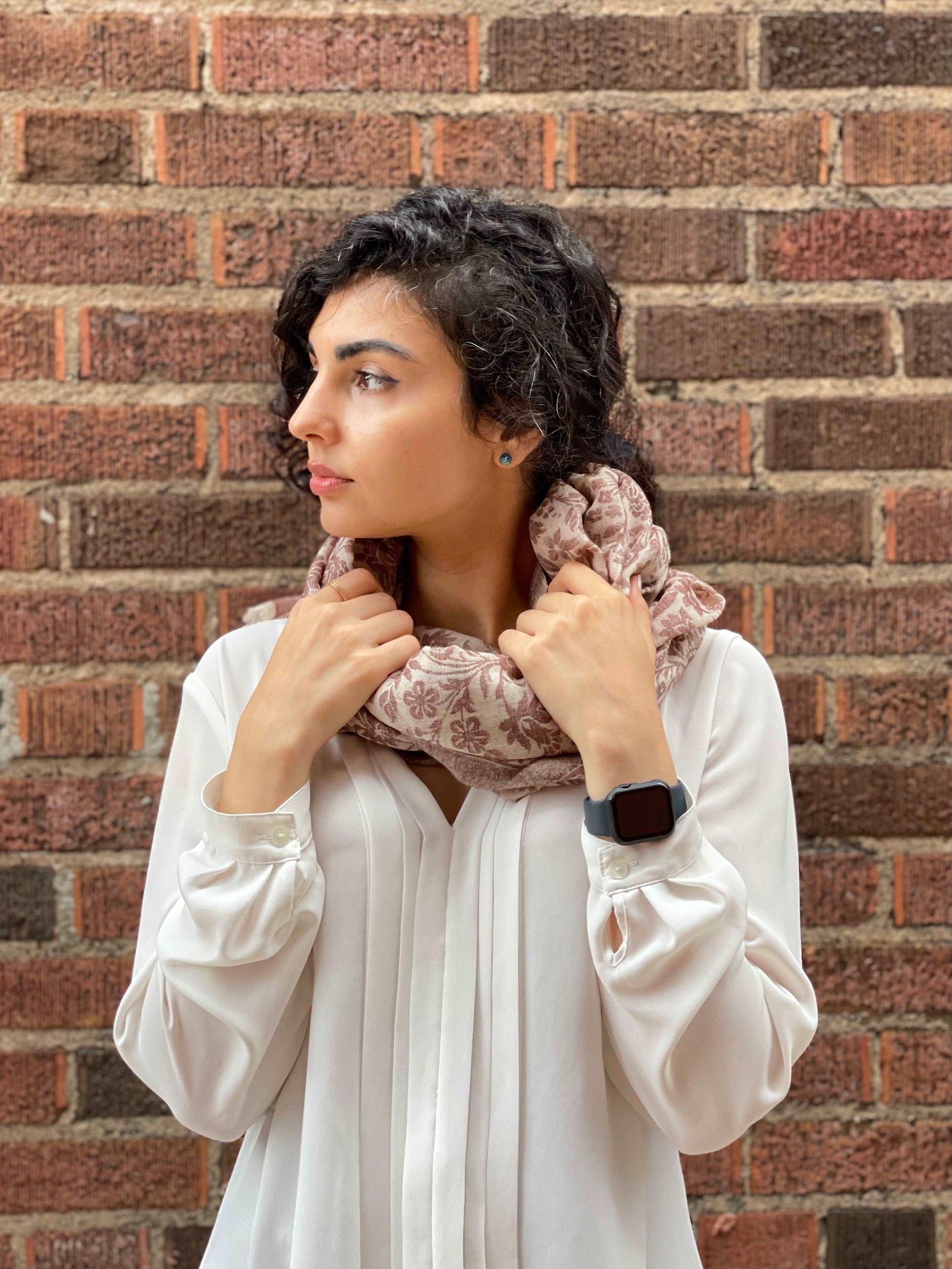 {Elevate your style} - opulent {cashmere scarves} from {garvari} - Shop now at {Garvari}