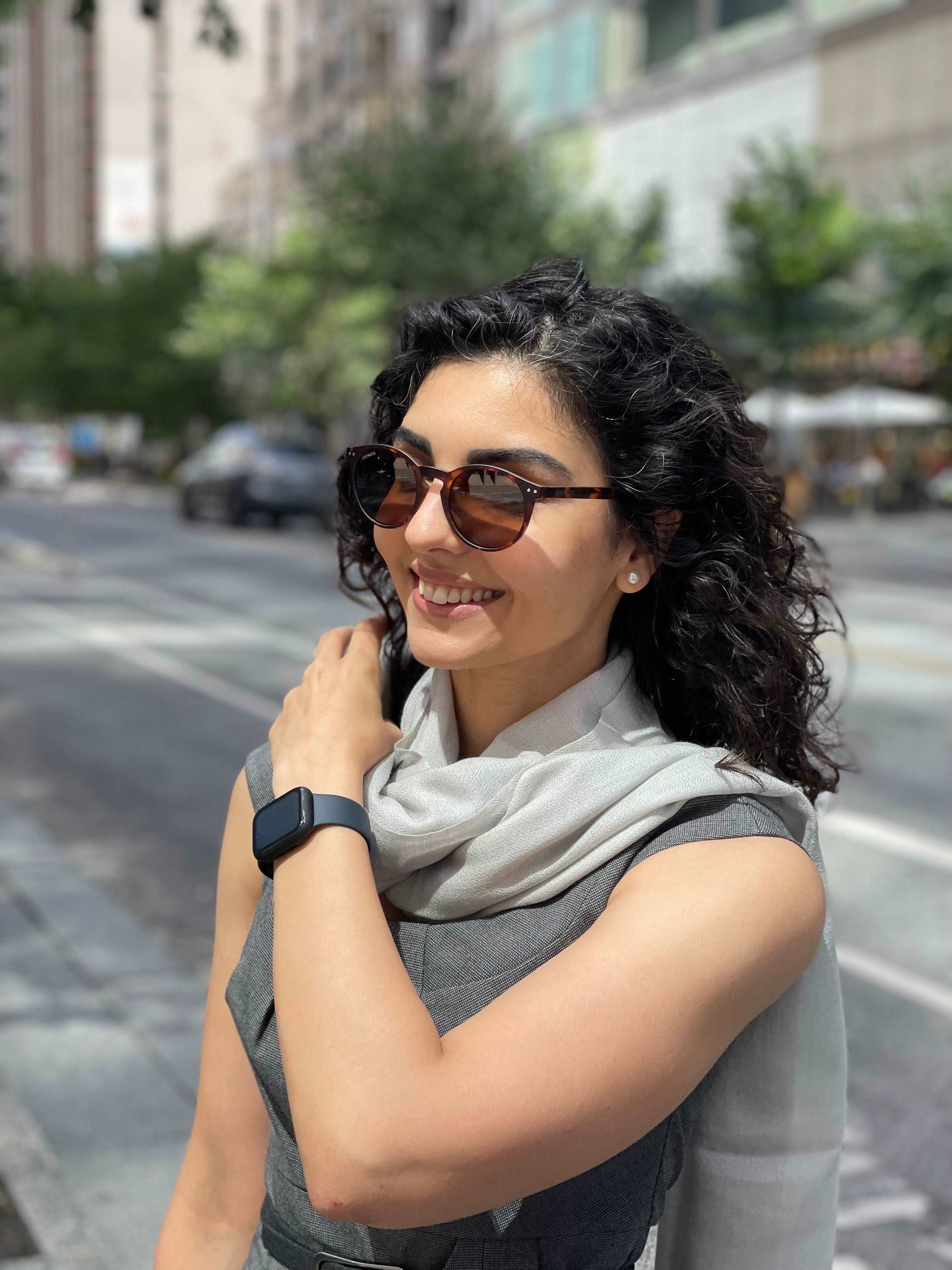 {Elevate your style} - opulent {cashmere scarves} from {garvari} - Shop now at {Garvari}