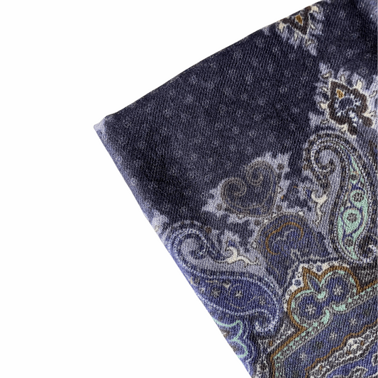{Elevate your style} - opulent {cashmere scarves} from {garvari} - Shop now at {Garvari}